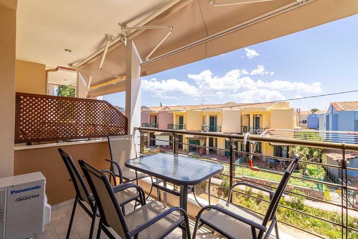 Dafni'S Seaside Luxury Studios Nikiti  Buitenkant foto